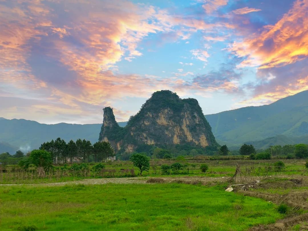 Day Trip to Yingxi's Natural Wonders